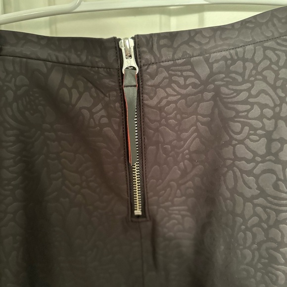 lululemon Good To Go Skirt Petal Camo Embossed Black RARE - Picture 8 of 11